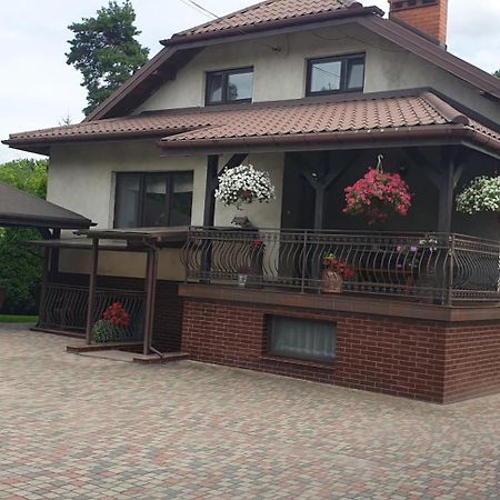 Pokoje Goscinne U Marka Tuszyn Extérieur photo