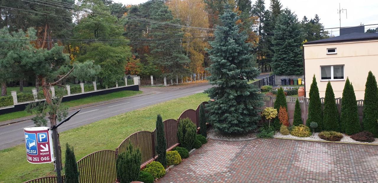 Pokoje Goscinne U Marka Tuszyn Extérieur photo