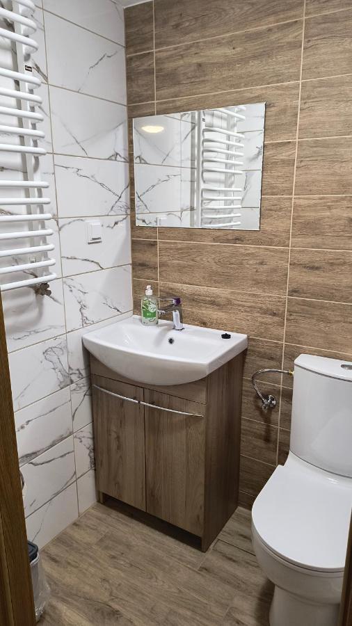Pokoje Goscinne U Marka Tuszyn Extérieur photo