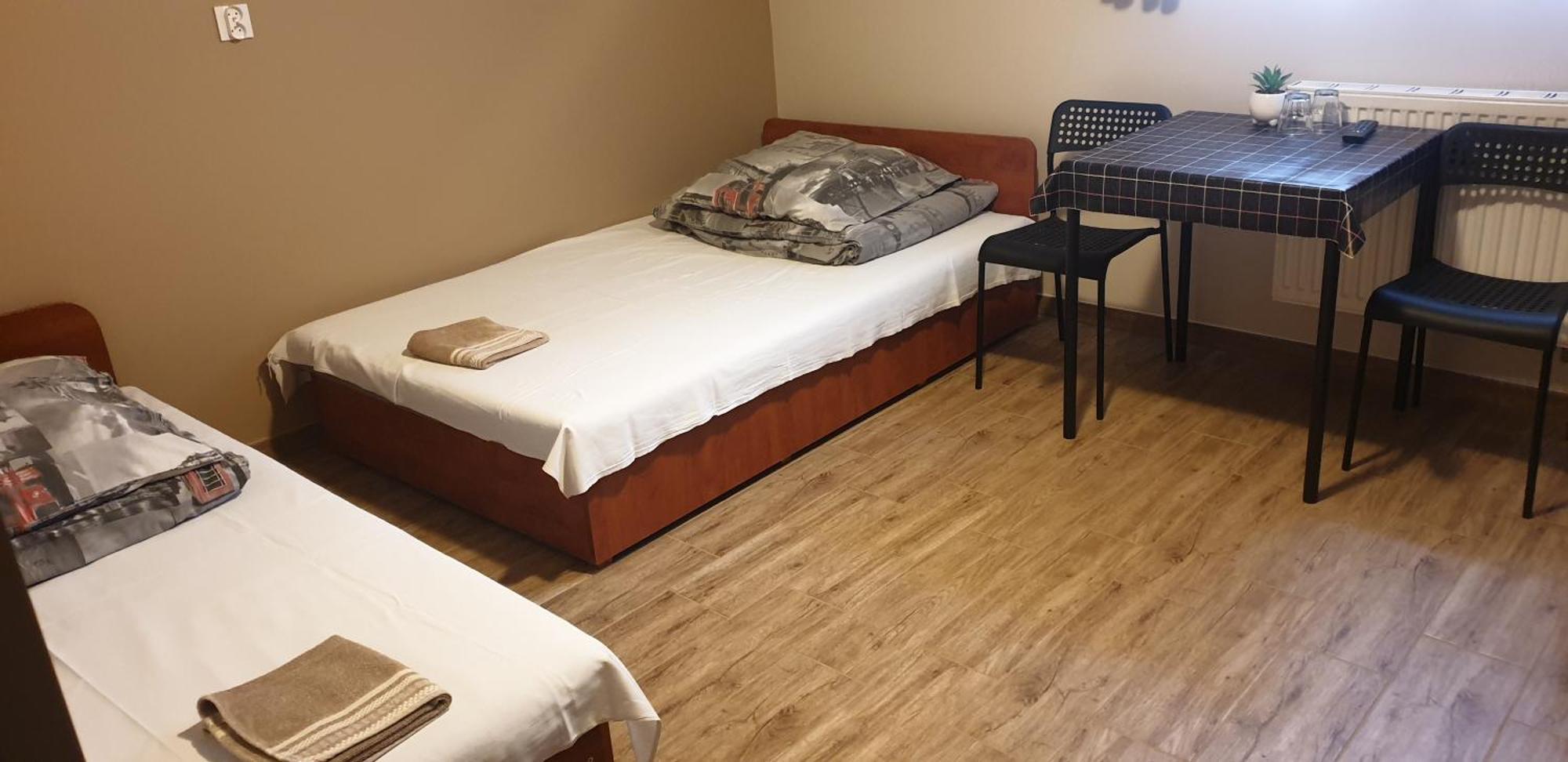 Pokoje Goscinne U Marka Tuszyn Extérieur photo